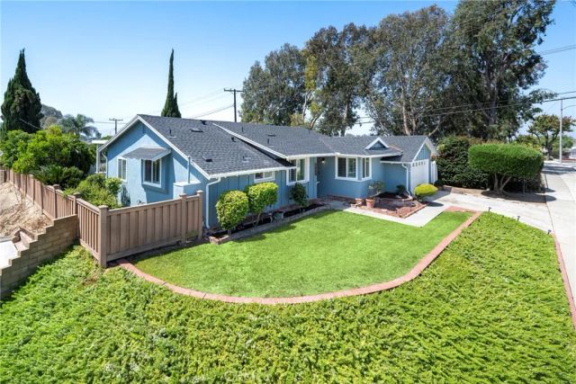 2660 Woodbrier, La Habra, CA 90631