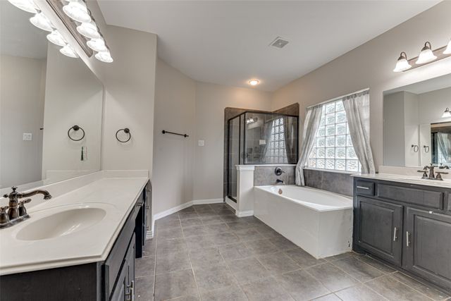 217 Panther Peak Drive, Midlothian, TX 76065