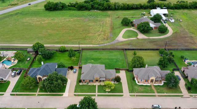 217 Panther Peak Drive, Midlothian, TX 76065