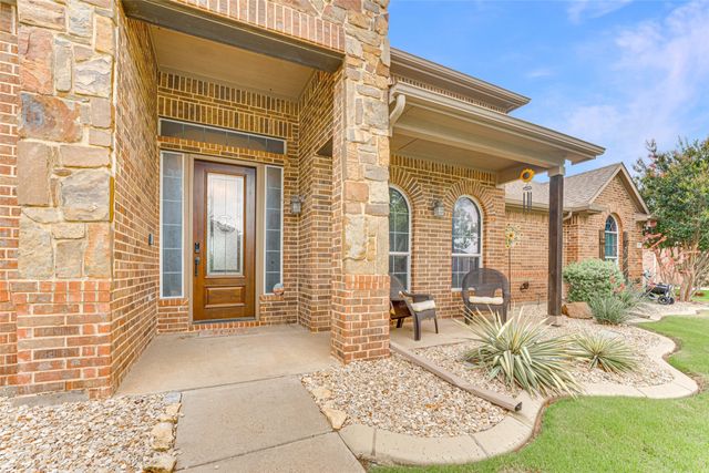 217 Panther Peak Drive, Midlothian, TX 76065