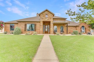 217 Panther Peak Drive, Midlothian, TX 76065