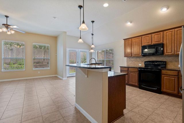 1541 Stone Rim LOOP, Buda, TX 78610