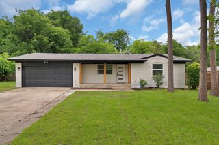 2013 Monaco Court, Arlington, TX 76010