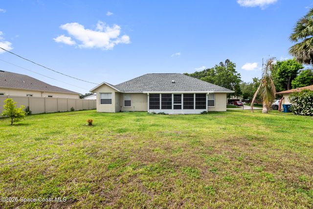1081 Douglas Street SE, Palm Bay, FL 32909