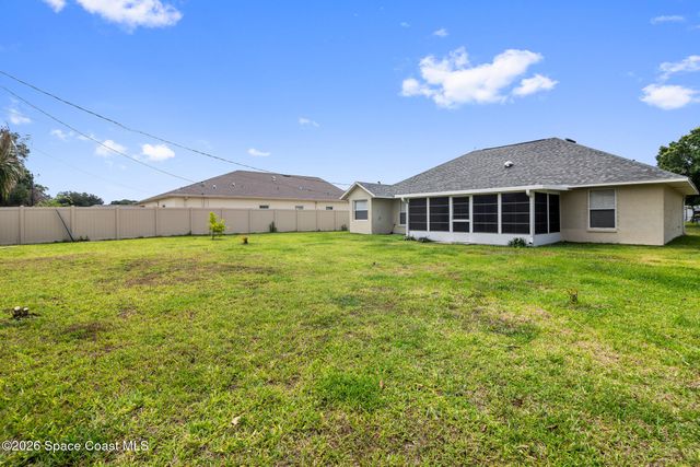 1081 Douglas Street SE, Palm Bay, FL 32909