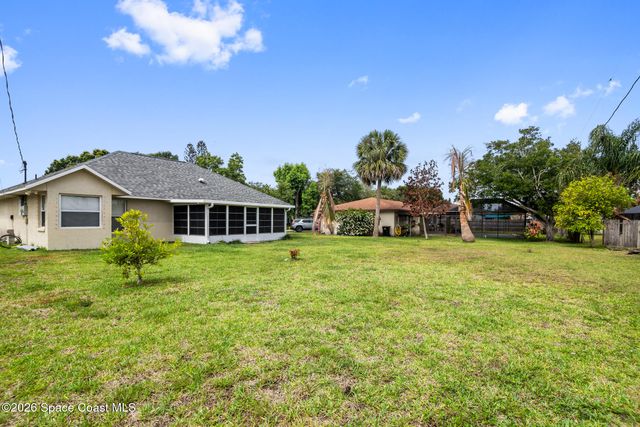 1081 Douglas Street SE, Palm Bay, FL 32909