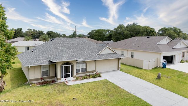 1081 Douglas Street SE, Palm Bay, FL 32909