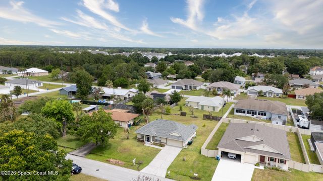 1081 Douglas Street SE, Palm Bay, FL 32909