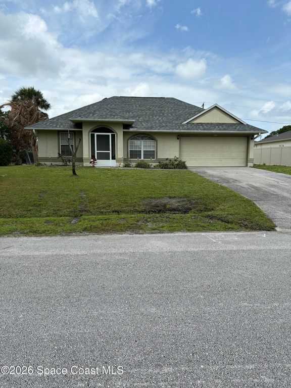 1081 Douglas Street SE, Palm Bay, FL 32909