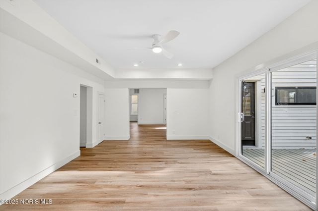 208 E Indiana Avenue, Perrysburg, OH 43551