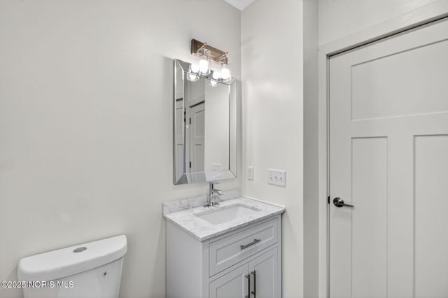 208 E Indiana Avenue, Perrysburg, OH 43551