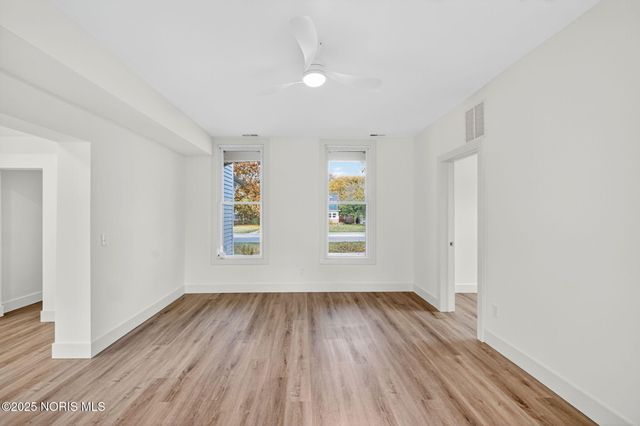 208 E Indiana Avenue, Perrysburg, OH 43551