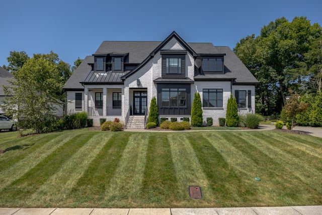 2022 Kingsbarns Dr, Nolensville, TN 37135