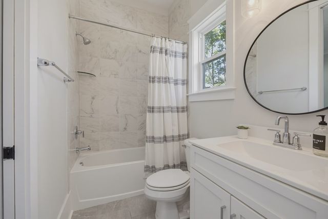 2022 Kingsbarns Dr, Nolensville, TN 37135