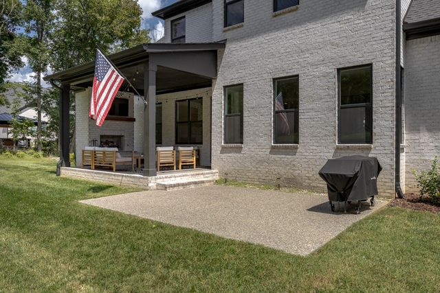2022 Kingsbarns Dr, Nolensville, TN 37135