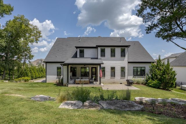 2022 Kingsbarns Dr, Nolensville, TN 37135