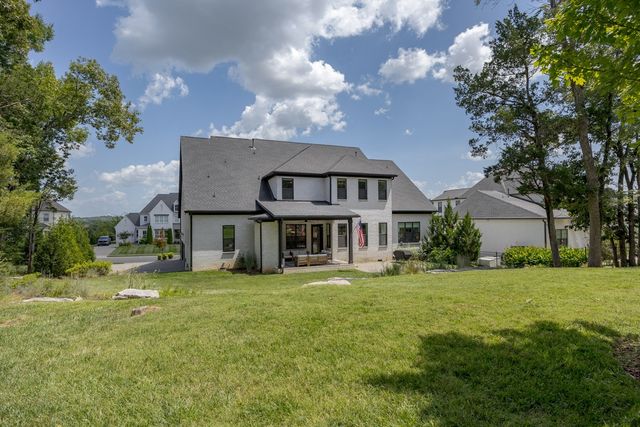 2022 Kingsbarns Dr, Nolensville, TN 37135