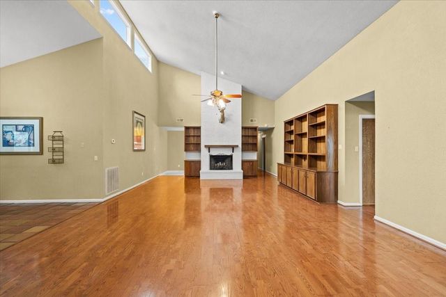 16214 Coral Bay Street, Crosby, TX 77532