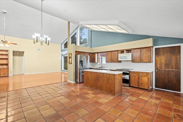 16214 Coral Bay Street, Crosby, TX 77532