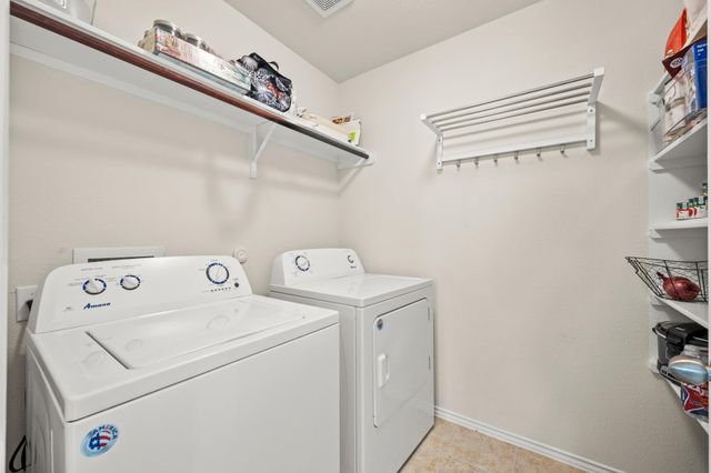 380 Housefinch LOOP, Leander, TX 78641