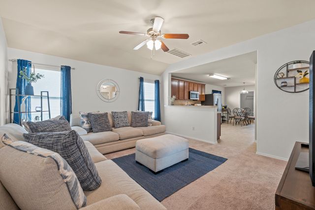 380 Housefinch LOOP, Leander, TX 78641
