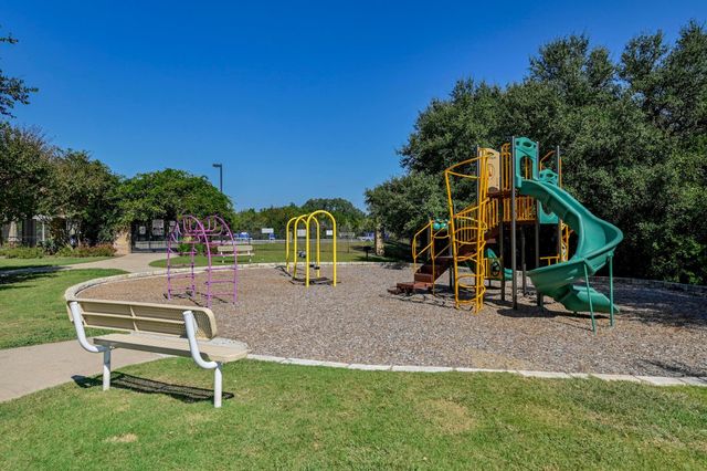 380 Housefinch LOOP, Leander, TX 78641