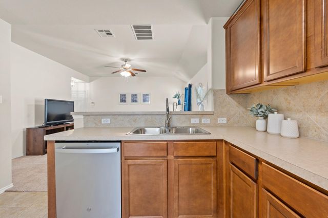 380 Housefinch LOOP, Leander, TX 78641