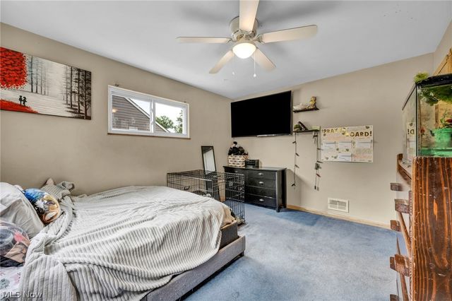 6294 Alexandria Drive, Parma Heights, OH 44130