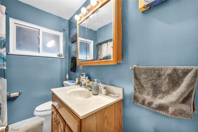 6294 Alexandria Drive, Parma Heights, OH 44130