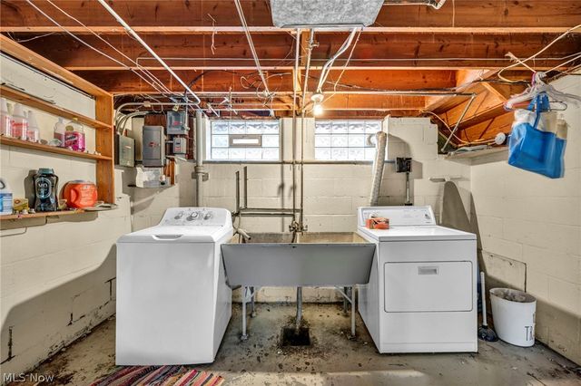 6294 Alexandria Drive, Parma Heights, OH 44130