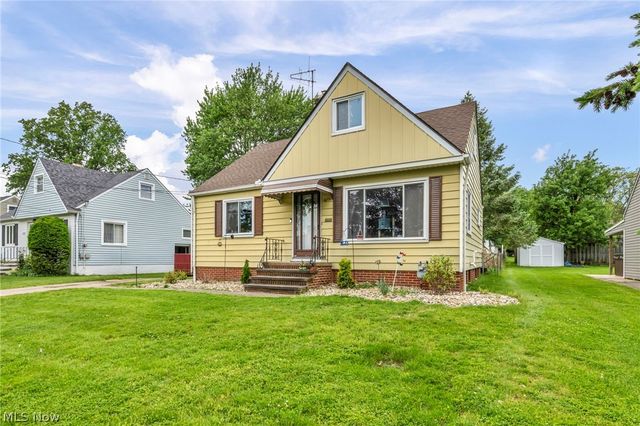 6294 Alexandria Drive, Parma Heights, OH 44130