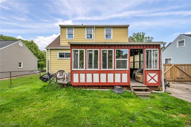 6294 Alexandria Drive, Parma Heights, OH 44130