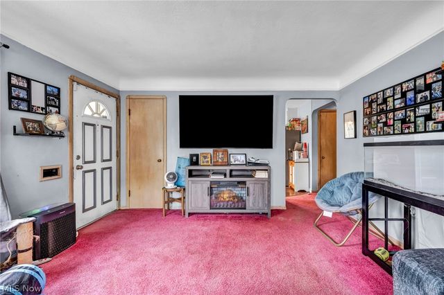 6294 Alexandria Drive, Parma Heights, OH 44130