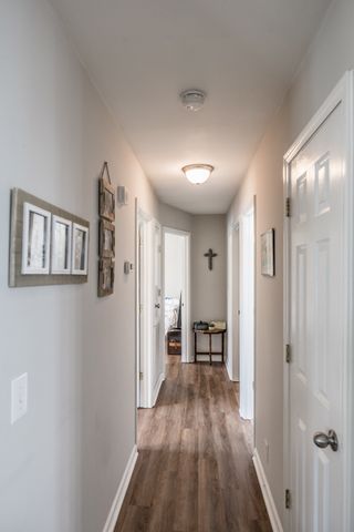 1041 Red Apple Ct, Clarksville, TN 37040