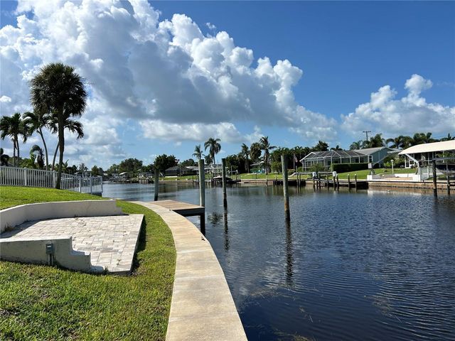 4528 NASSAU ROAD, Bradenton, FL 34210
