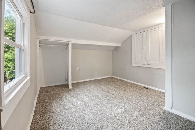 2511 S Victoria, Wichita, KS 67216