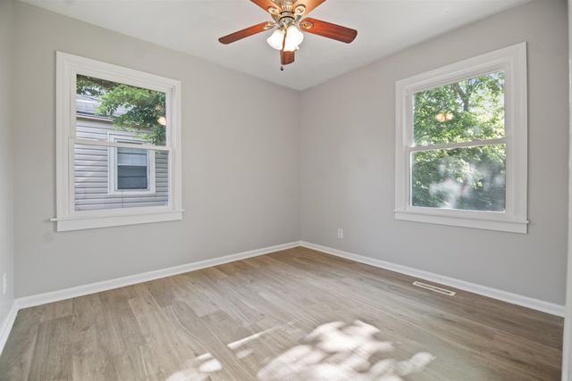 2511 S Victoria, Wichita, KS 67216