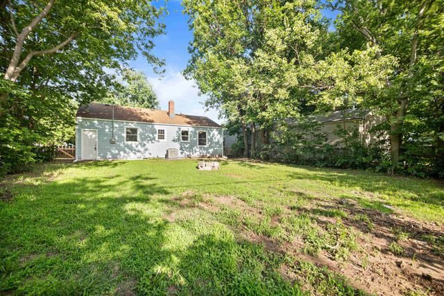 2511 S Victoria, Wichita, KS 67216