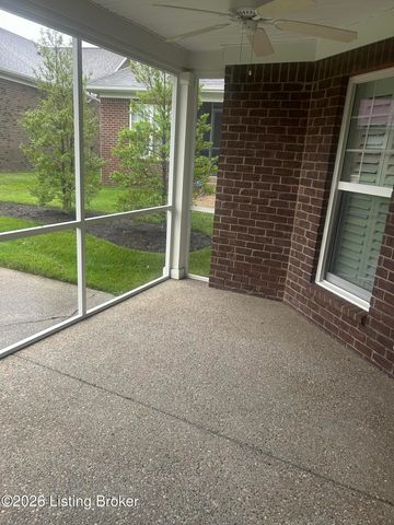 14407 Signature Point Dr, Louisville, KY 40299