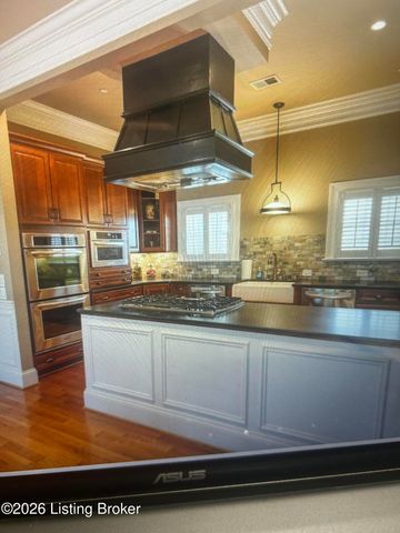 14407 Signature Point Dr, Louisville, KY 40299