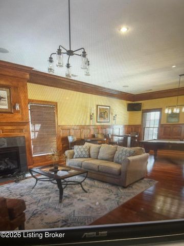 14407 Signature Point Dr, Louisville, KY 40299