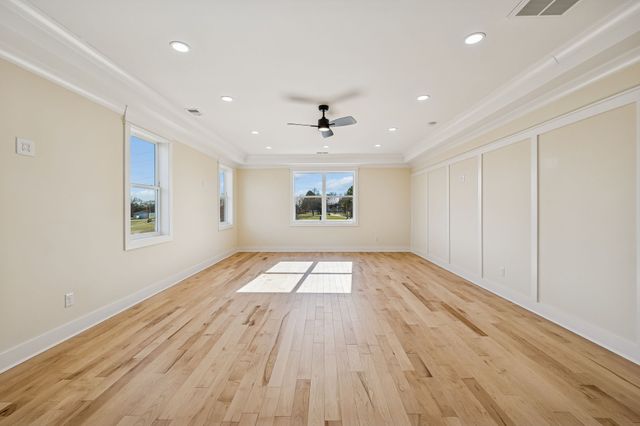 1054 Nichols Cir, E, Gallatin, TN 37066