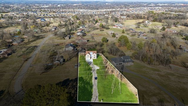 1054 Nichols Cir, E, Gallatin, TN 37066