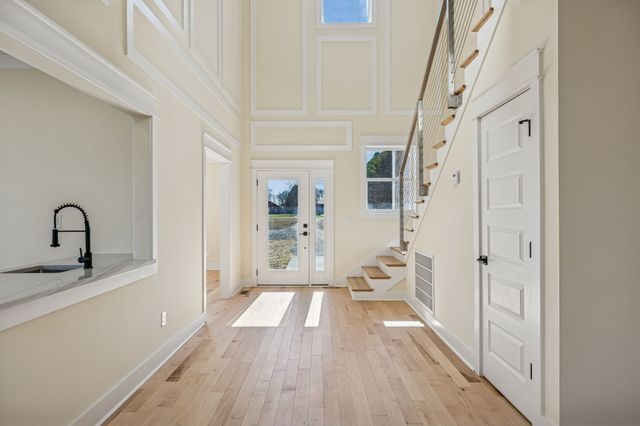 1054 Nichols Cir, E, Gallatin, TN 37066