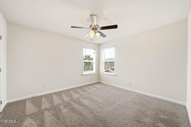 1129 Raccoon Lane, Piney Flats, TN 37686