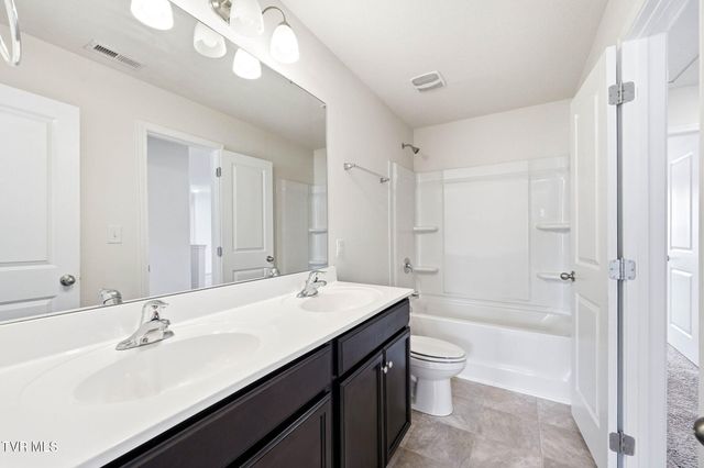 1129 Raccoon Lane, Piney Flats, TN 37686