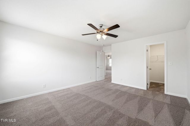 1129 Raccoon Lane, Piney Flats, TN 37686