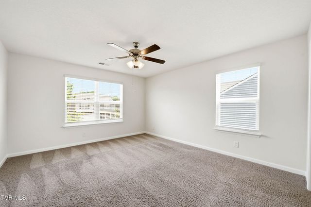 1129 Raccoon Lane, Piney Flats, TN 37686