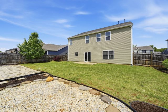 1129 Raccoon Lane, Piney Flats, TN 37686