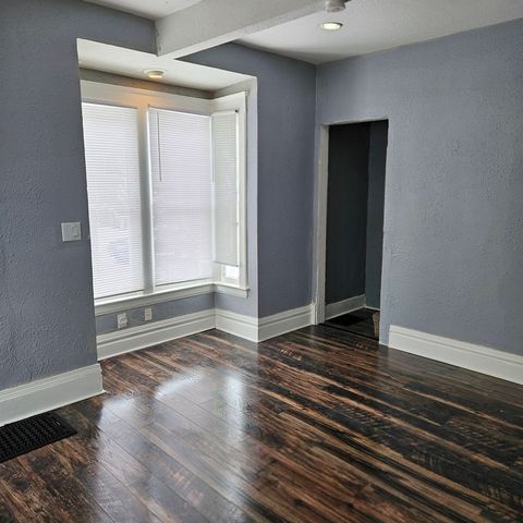 945 NORTH Avenue, Rockford, IL 61103